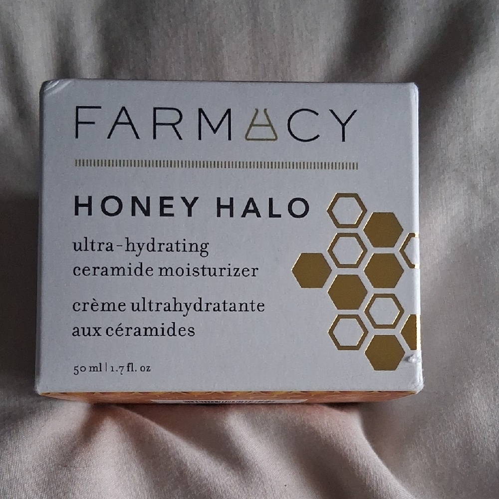 Farmacy Honey Halo Moisturizer - White and Gold Packaging